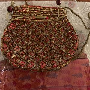 Little handcrafted Pouch & matching Stole